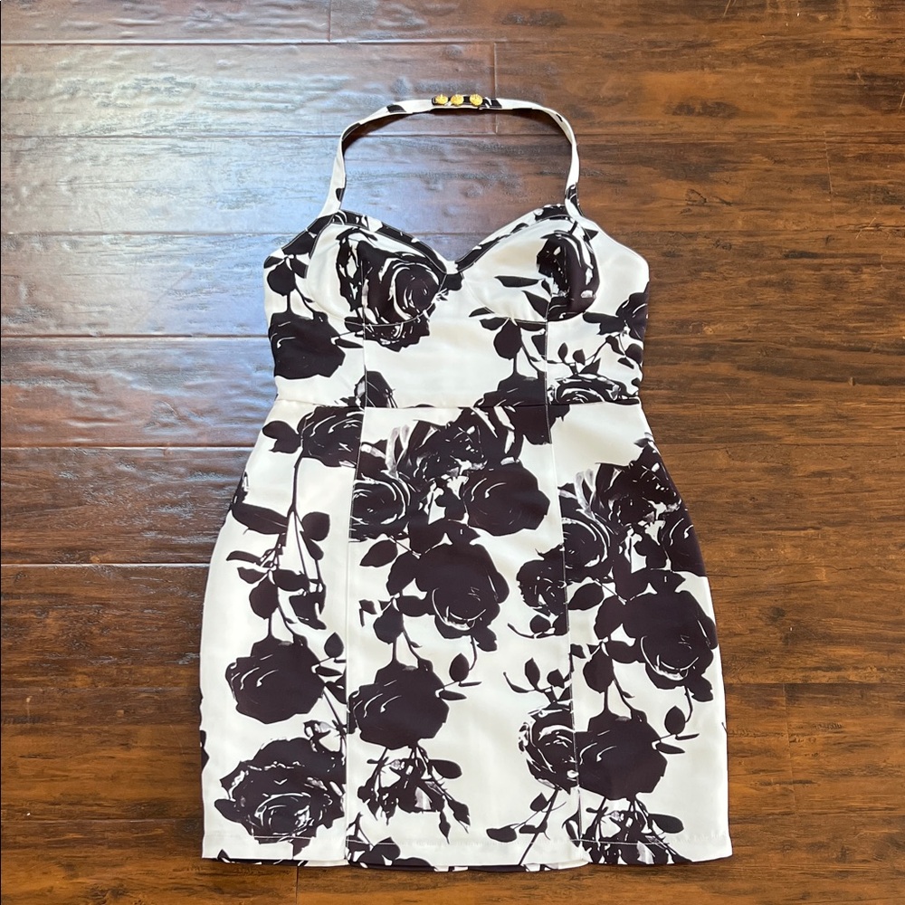Black & White Satin Floral Halter Dress Juniors Large